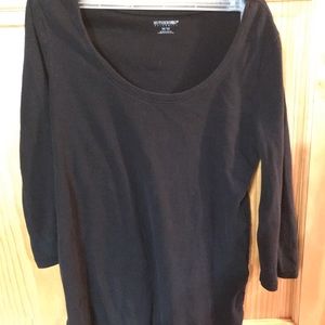 4/$20 Maternity shirt